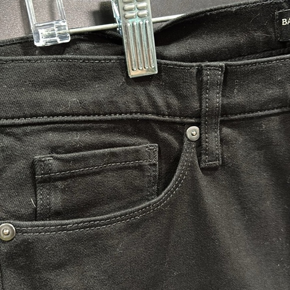 Banana Republic Premium Denim Mid rise, stretch,skinny,ankle, 5 Pocket Belt Loop - Picture 4 of 8